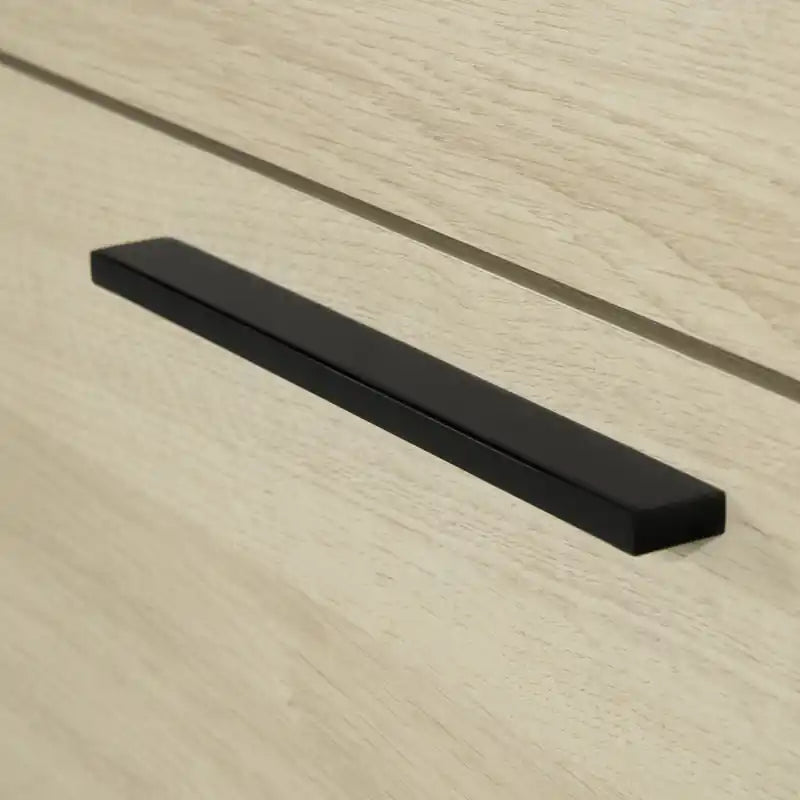 Table de chevet Step One Essential 2 tiroirs avec poignées fines – Chêne blanchi, style minimaliste contemporain