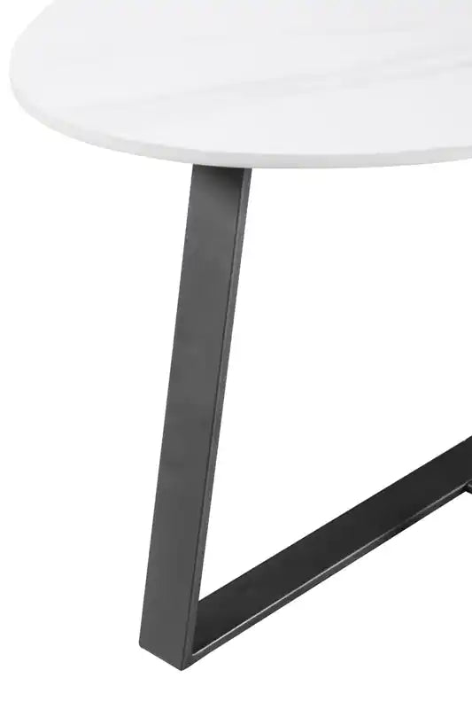 Table d'appoint ovale moderne Nico 56 cm Kort & Co. – Plateau en pierre frittée blanche, pieds en métal gris foncé, résistant aux rayures et aux taches